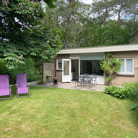 Vakantiehuis Natuurpark Hoefbos Boshuisje Veluwe *