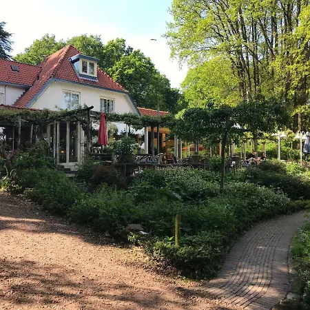 Natuurpark Hoefbos Boshuisje Veluwe بيت للعطل