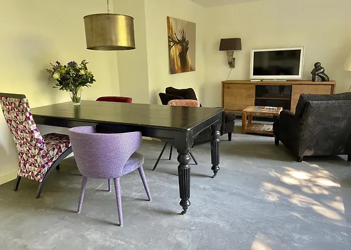 Natuurpark Hoefbos Boshuisje Veluwe بيت للعطل أوتيرلو